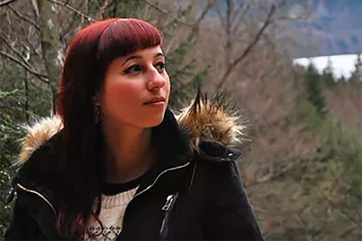 Adriana de Matos photo crop